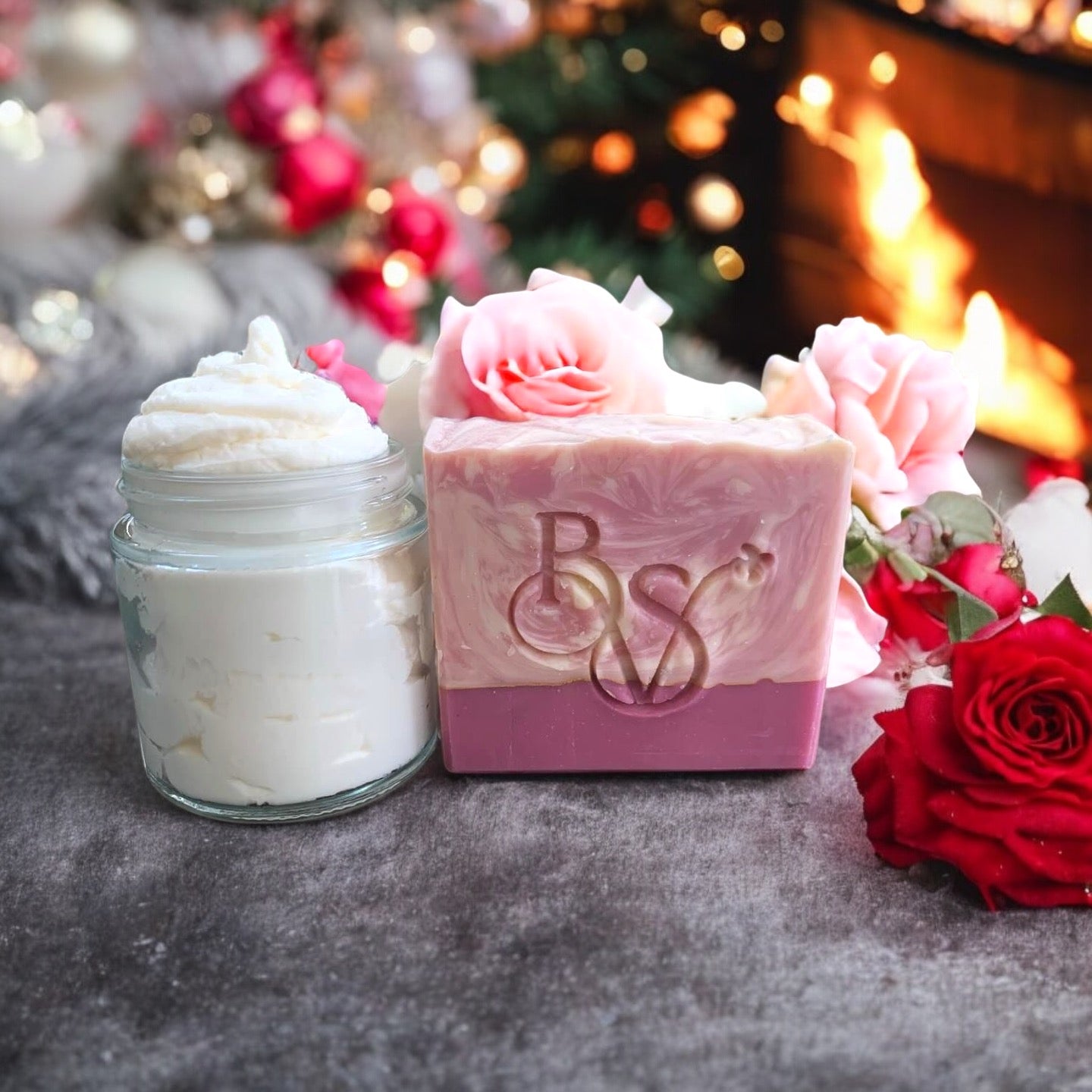 La Vie En Rose Holiday Gift Set