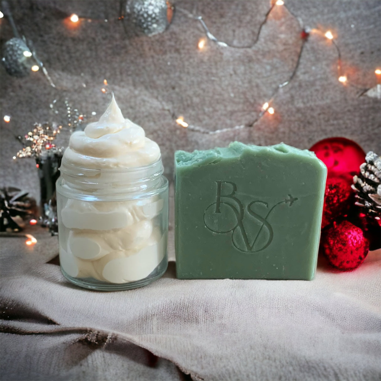 Manhattan Nights Holiday Gift Set