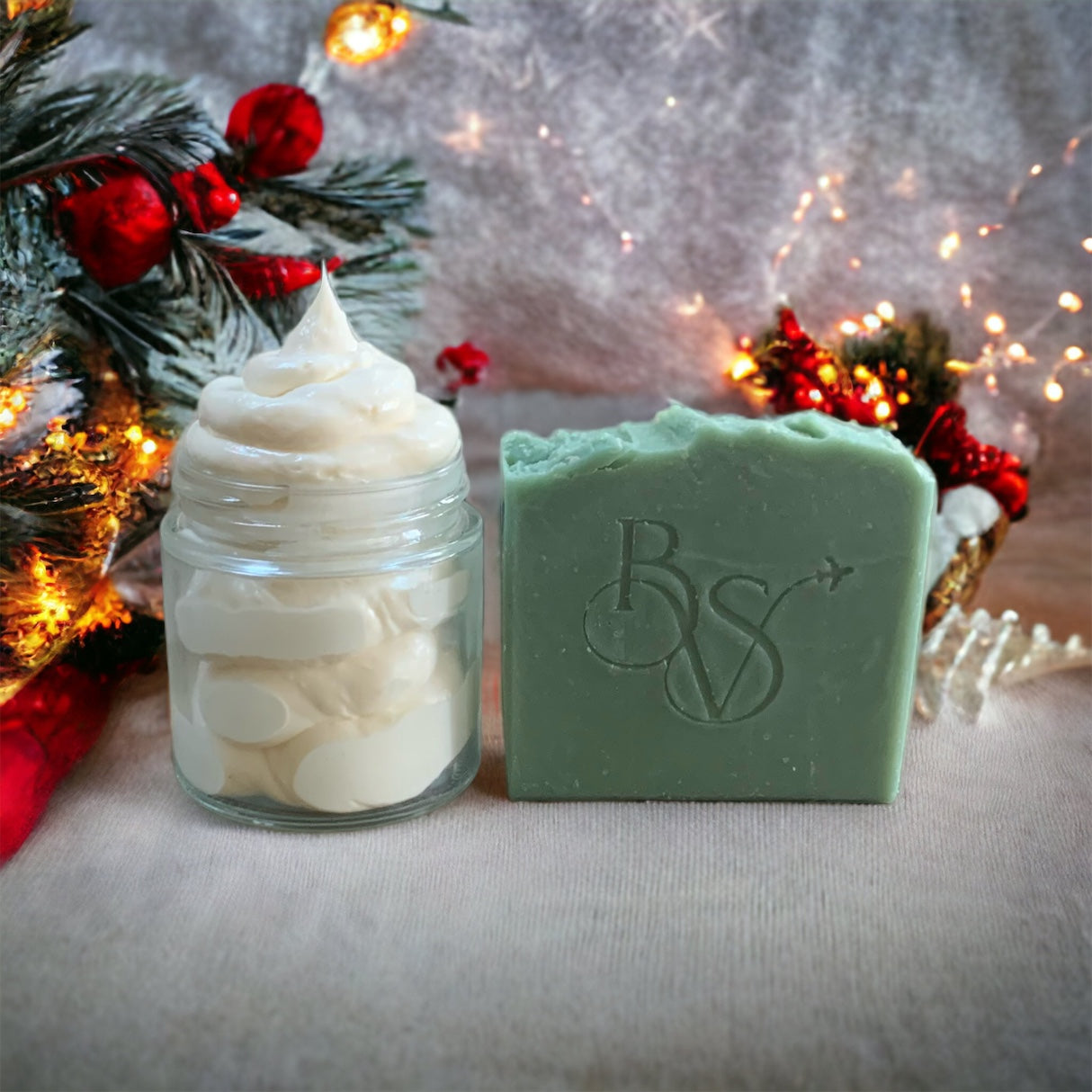 Manhattan Nights Holiday Gift Set