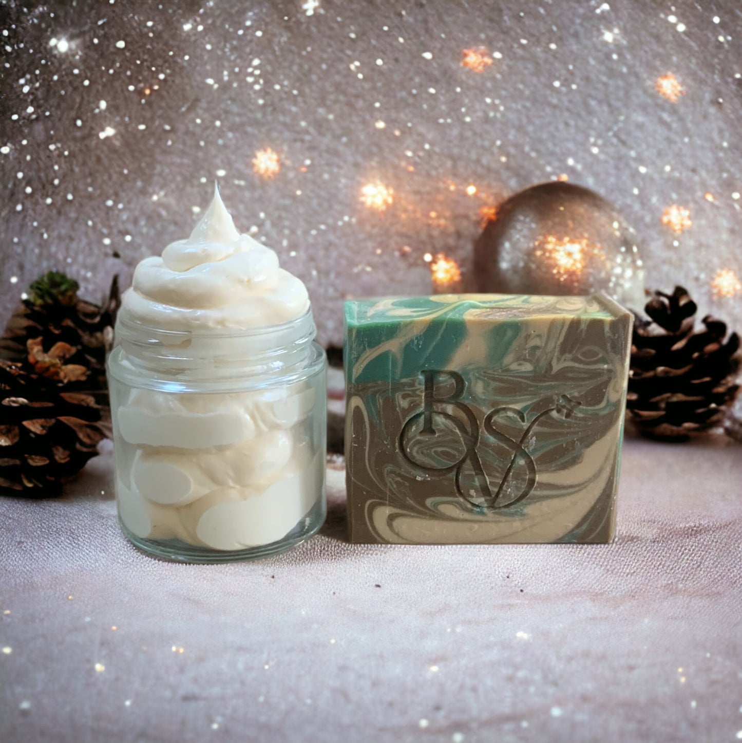 Hollywood Vibes Holiday Gift Set