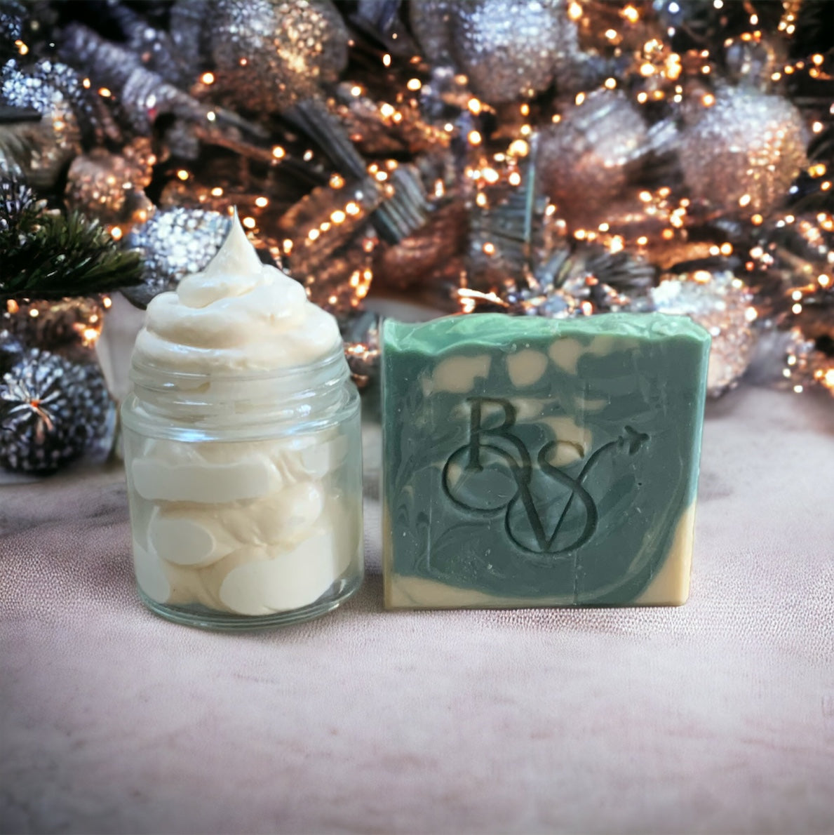 A Waltz in Vienna Holiday Gift Set